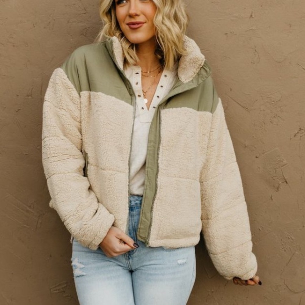 Contrast Sherpa Puffer Jacket